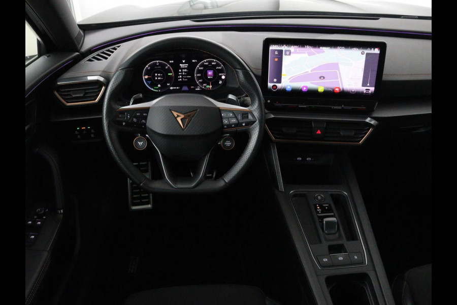 CUPRA Formentor 1.4 e-Hybrid VZ | 245pk | Stoel & stuurverwarming | Carplay | Camera | Adaptive cruise | Navigatie | Memory | Sfeerverlichting | PHEV