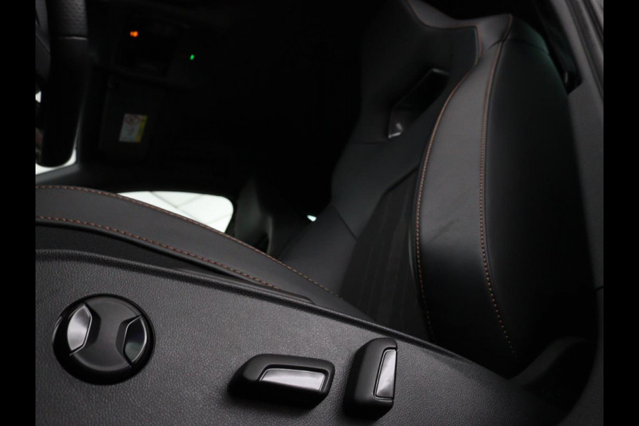 CUPRA Formentor 1.4 e-Hybrid VZ | 245pk | Stoel & stuurverwarming | Carplay | Camera | Adaptive cruise | Navigatie | Memory | Sfeerverlichting | PHEV