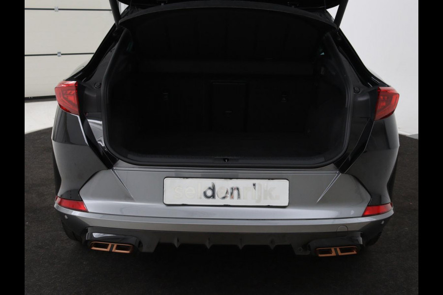 CUPRA Formentor 1.4 e-Hybrid VZ | 245pk | Stoel & stuurverwarming | Carplay | Camera | Adaptive cruise | Navigatie | Memory | Sfeerverlichting | PHEV