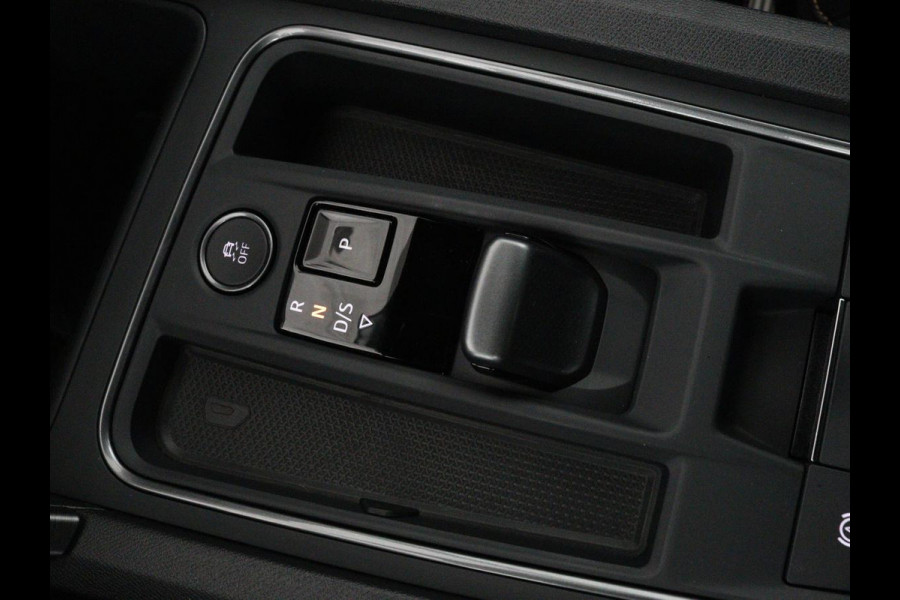 CUPRA Formentor 1.4 e-Hybrid VZ | 245pk | Stoel & stuurverwarming | Carplay | Camera | Adaptive cruise | Navigatie | Memory | Sfeerverlichting | PHEV