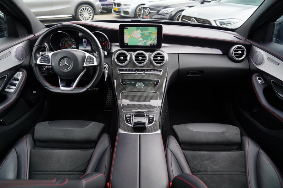 Mercedes-Benz C-Klasse Estate AMG 43 4MATIC | Burmester | Panorama | Designo Matte Grey | Luxe Leder / Alcantara | Camera | NIEUW
