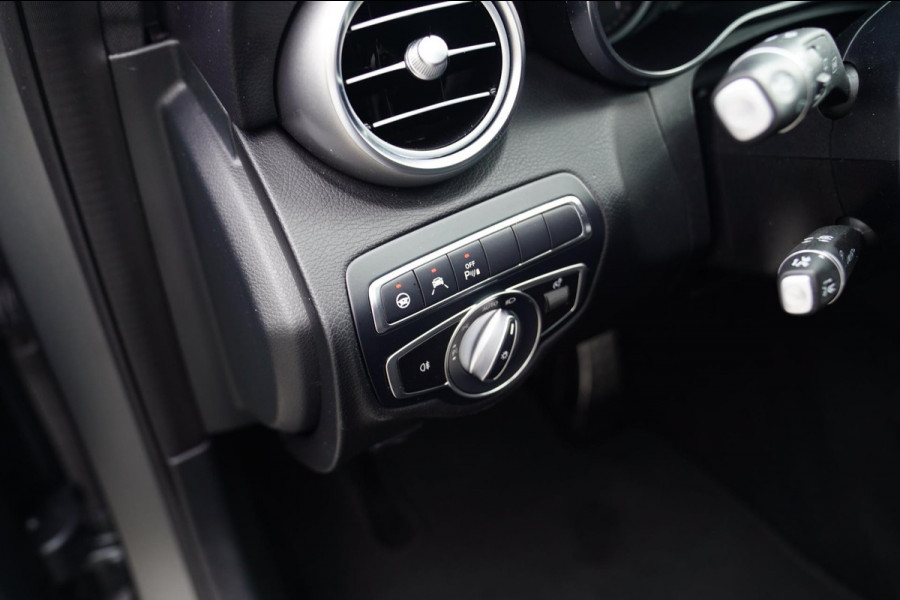 Mercedes-Benz C-Klasse Estate AMG 43 4MATIC | Burmester | Panorama | Designo Matte Grey | Luxe Leder / Alcantara | Camera | NIEUW