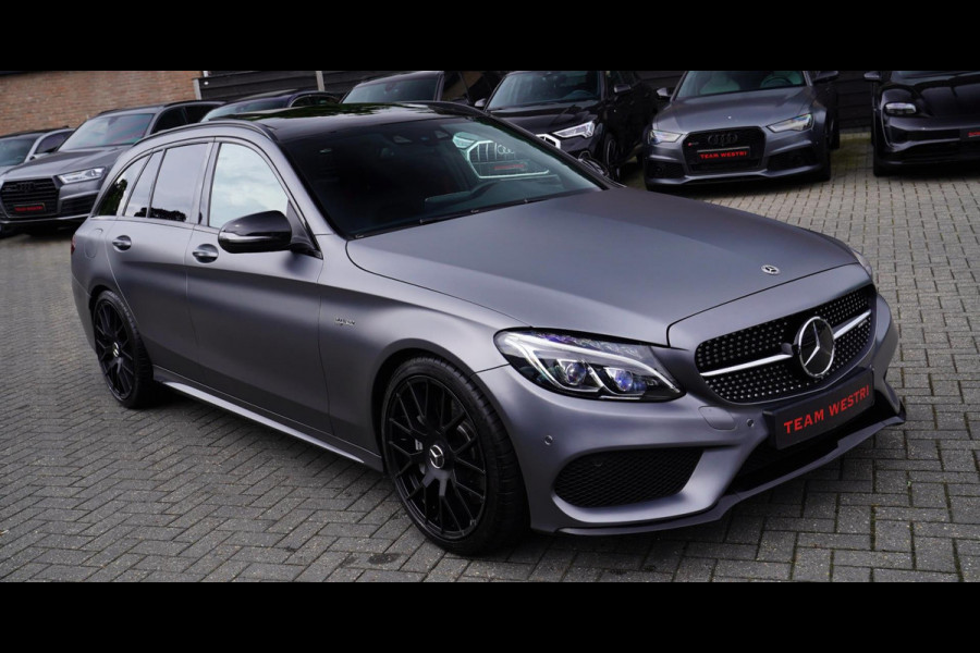 Mercedes-Benz C-Klasse Estate AMG 43 4MATIC | Burmester | Panorama | Designo Matte Grey | Luxe Leder / Alcantara | Camera | NIEUW