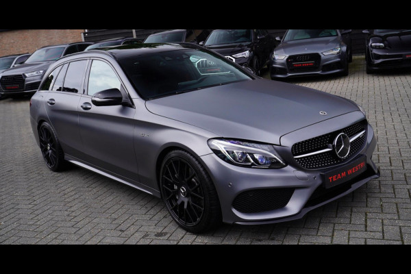 Mercedes-Benz C-Klasse Estate AMG 43 4MATIC | Burmester | Panorama | Designo Matte Grey | Luxe Leder / Alcantara | Camera | NIEUW