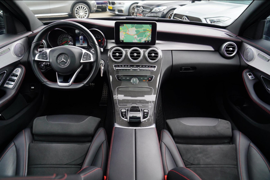 Mercedes-Benz C-Klasse Estate AMG 43 4MATIC | Burmester | Panorama | Designo Matte Grey | Luxe Leder / Alcantara | Camera | NIEUW