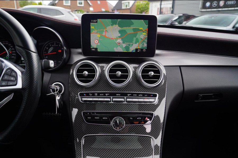 Mercedes-Benz C-Klasse Estate AMG 43 4MATIC | Burmester | Panorama | Designo Matte Grey | Luxe Leder / Alcantara | Camera | NIEUW