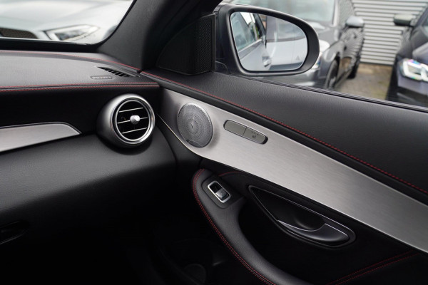Mercedes-Benz C-Klasse Estate AMG 43 4MATIC | Burmester | Panorama | Designo Matte Grey | Luxe Leder / Alcantara | Camera | NIEUW