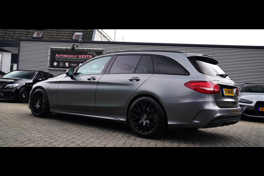 Mercedes-Benz C-Klasse Estate AMG 43 4MATIC | Burmester | Panorama | Designo Matte Grey | Luxe Leder / Alcantara | Camera | NIEUW