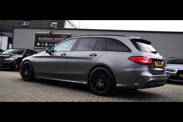 Mercedes-Benz C-Klasse Estate AMG 43 4MATIC | Burmester | Panorama | Designo Matte Grey | Luxe Leder / Alcantara | Camera | NIEUW