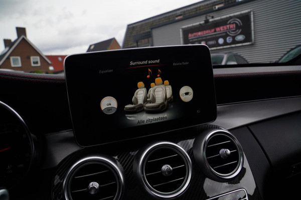 Mercedes-Benz C-Klasse Estate AMG 43 4MATIC | Burmester | Panorama | Designo Matte Grey | Luxe Leder / Alcantara | Camera | NIEUW