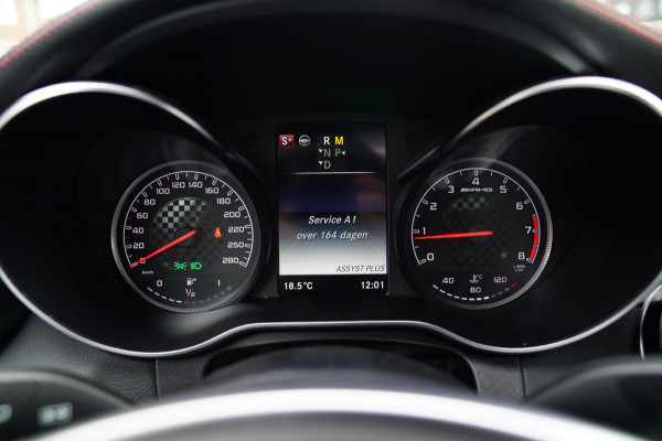 Mercedes-Benz C-Klasse Estate AMG 43 4MATIC | Burmester | Panorama | Designo Matte Grey | Luxe Leder / Alcantara | Camera | NIEUW