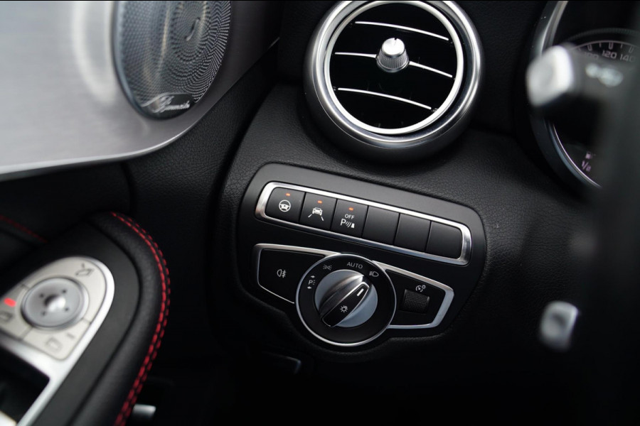 Mercedes-Benz C-Klasse Estate AMG 43 4MATIC | Burmester | Panorama | Designo Matte Grey | Luxe Leder / Alcantara | Camera | NIEUW