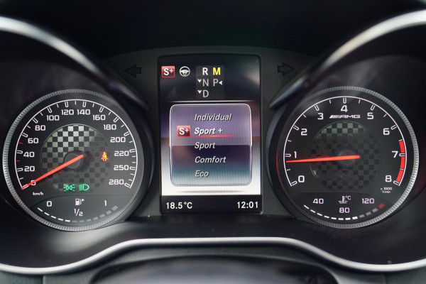 Mercedes-Benz C-Klasse Estate AMG 43 4MATIC | Burmester | Panorama | Designo Matte Grey | Luxe Leder / Alcantara | Camera | NIEUW