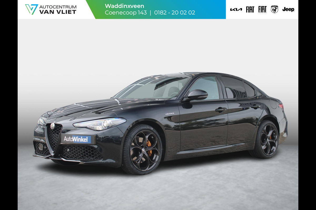 Alfa Romeo Giulia 2.0 Turbo Aut. 320pk AWD Veloce | Schuif-/Kanteldak | Xenon | Navi | Leder | Apple Carplay | 19" | Adas 2 | Stoel-/stuurverwarming | Camera | Harman Kardon Alfa Romeo Giulia 2.0 Turbo Aut. 320pk AWD Veloce | Schuif-/Kanteldak | Xenon | Navi | Leder | Apple Carplay | 19" | Adas 2 | Stoel-/stuurverwarming | Camera | Harman Kardon