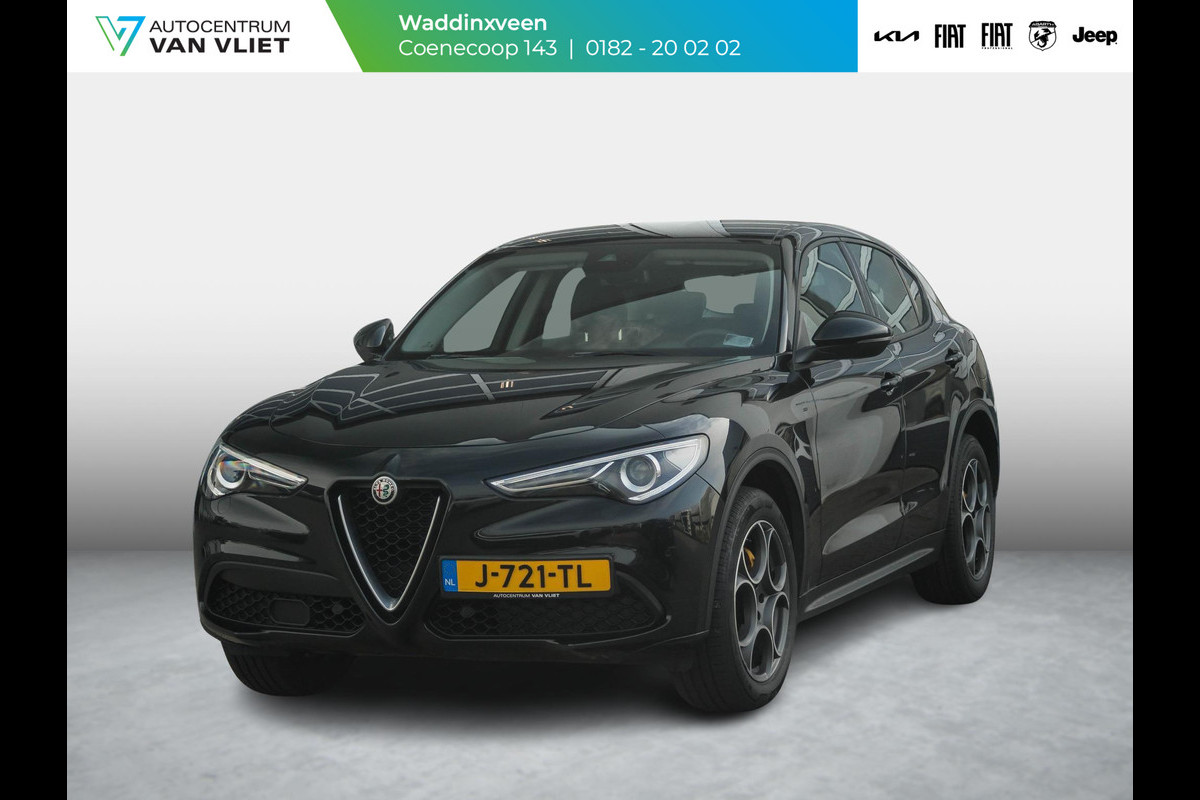 Alfa Romeo Stelvio 2.0 Turbo Aut. AWD 200pk Super | Navi | Apple Carplay | 19" | Winter Pack | Camera | Xenon | Elektr. A-Klep Alfa Romeo Stelvio 2.0 Turbo Aut. AWD 200pk Super | Navi | Apple Carplay | 19" | Winter Pack | Camera | Xenon | Elektr. A-Klep