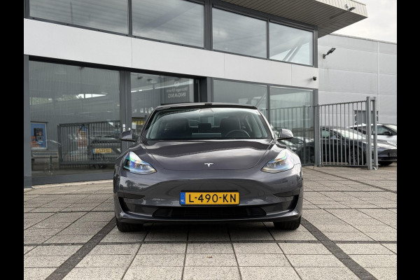 Tesla Model 3 Range Plus | Autopilot | Panorama | Leder | Navi | Camera