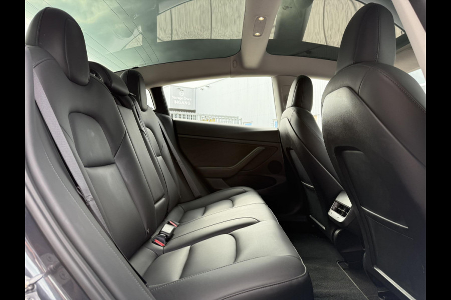 Tesla Model 3 Range Plus | Autopilot | Panorama | Leder | Navi | Camera