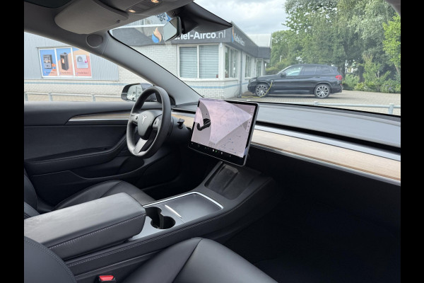 Tesla Model 3 Range Plus | Autopilot | Panorama | Leder | Navi | Camera