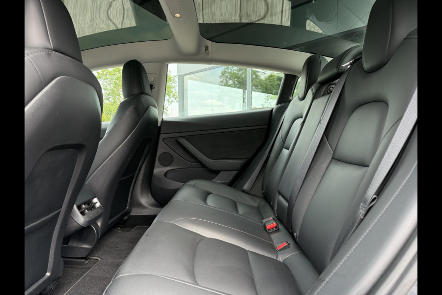 Tesla Model 3 Range Plus | Autopilot | Panorama | Leder | Navi | Camera