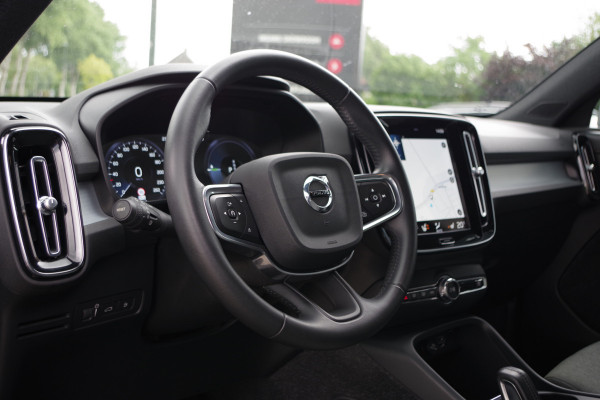 Volvo XC40 1.5 T4 Recharge Inscription Expression 211 PK PHEV, Trekhaak, Harman/Kardon Sound, 360 Camera, Memory