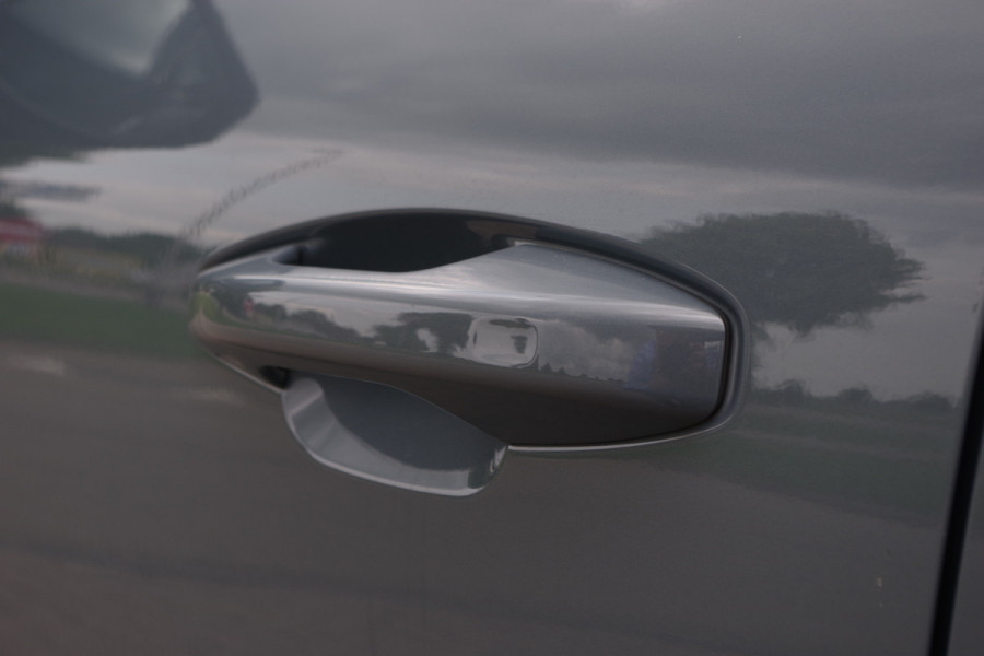 Volvo XC40 1.5 T4 Recharge Inscription Expression 211 PK PHEV, Trekhaak, Harman/Kardon Sound, 360 Camera, Memory