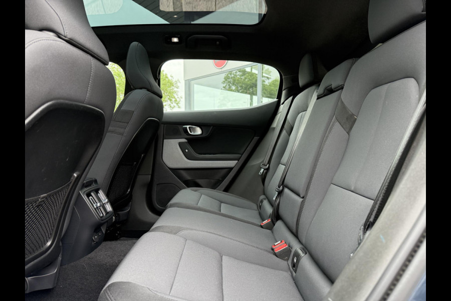 Polestar 2 Aut. Long Range Dual AWD | Trekhaak | Panorama | 360 | Camera | Harman Kardon |