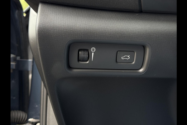Polestar 2 Aut. Long Range Dual AWD | Trekhaak | Panorama | 360 | Camera | Harman Kardon |