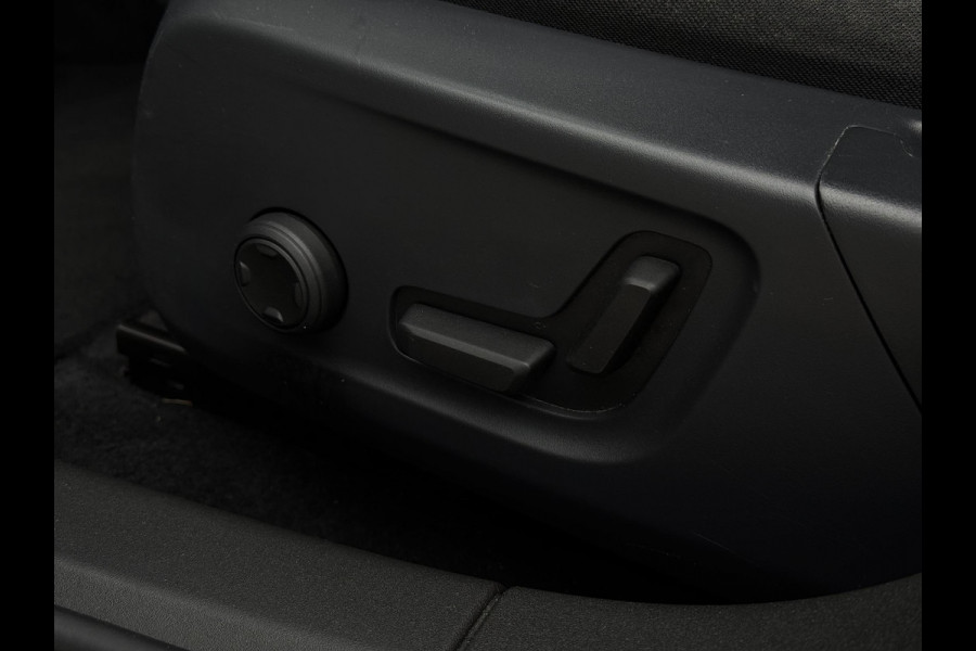 Polestar 2 Aut. Long Range Dual AWD | Trekhaak | Panorama | 360 | Camera | Harman Kardon |