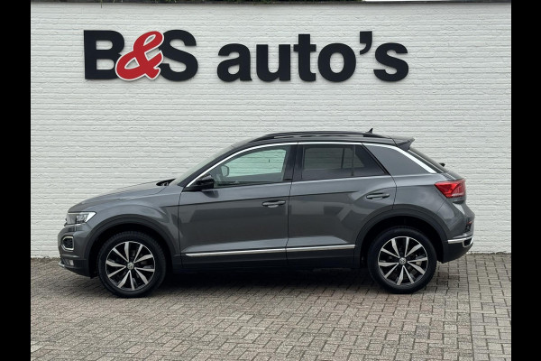 Volkswagen T-Roc 1.5 TSI Sport Led Adaptive cruise Navigatie Pdc voor+achter Clima Stoelverwarming DAB
