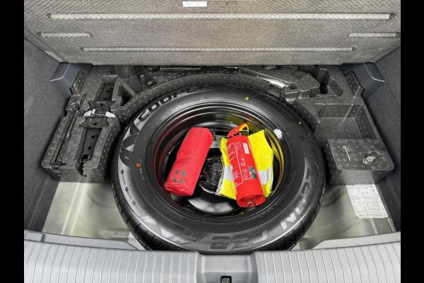 Volkswagen T-Roc 1.5 TSI Sport Led Adaptive cruise Navigatie Pdc voor+achter Clima Stoelverwarming DAB