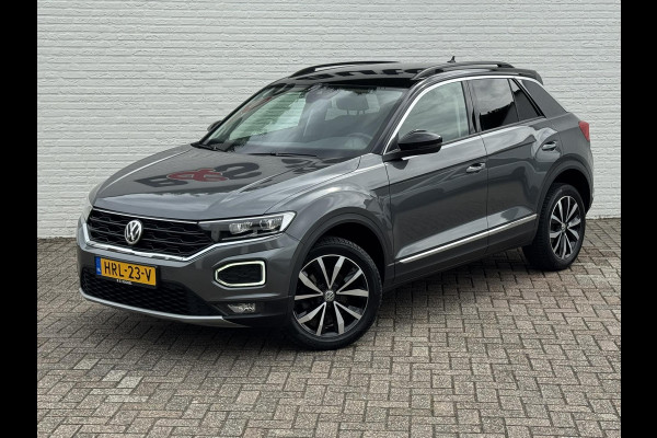 Volkswagen T-Roc 1.5 TSI Sport Led Adaptive cruise Navigatie Pdc voor+achter Clima Stoelverwarming DAB
