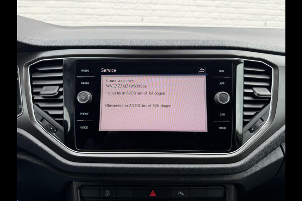Volkswagen T-Roc 1.5 TSI Sport Led Adaptive cruise Navigatie Pdc voor+achter Clima Stoelverwarming DAB