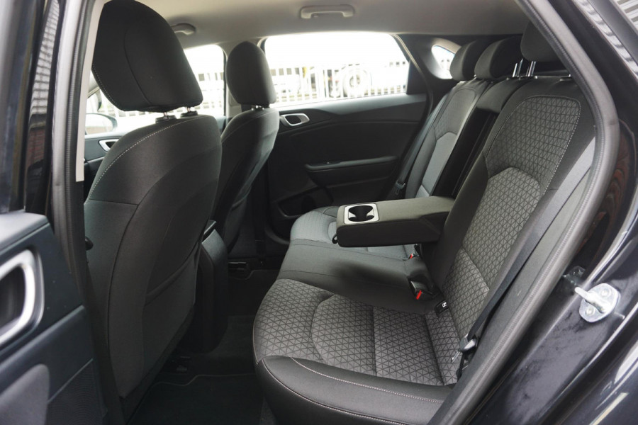 Kia Ceed 1.0 T-GDi 120PK DynamicLine/All-Season/ Rijklaarprijs met Garantie.