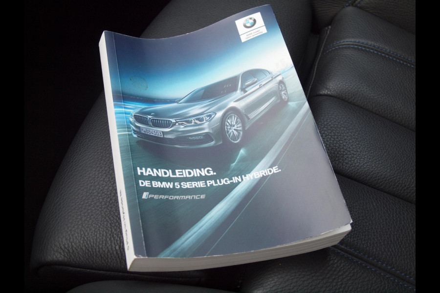 BMW 5 Serie 530e iPerformance Executive | M-Pakket | Schuifdak | Camera | Dealer Onderhouden | NL-Auto |