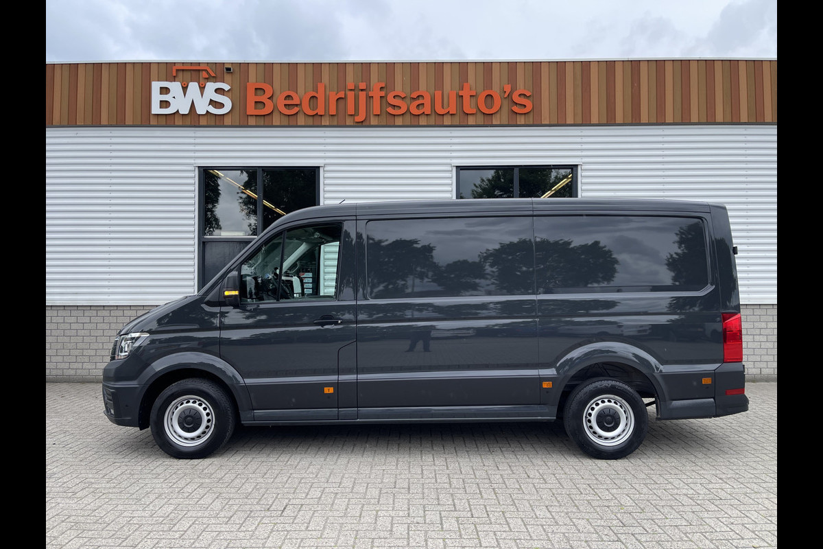 Volkswagen Crafter 35 2.0 TDI 140pk L3H2 Comfortline / vaste prijs rijklaar € 21.950 ex btw / lease vanaf € / airco / cruise / navi / achteruit rijcamera / euro 6 / bpm vrij ! Volkswagen Crafter 35 2.0 TDI 140pk L3H2 Comfortline / vaste prijs rijklaar € 21.950 ex btw / lease vanaf € / airco / cruise / navi / achteruit rijcamera / euro 6 / bpm vrij !