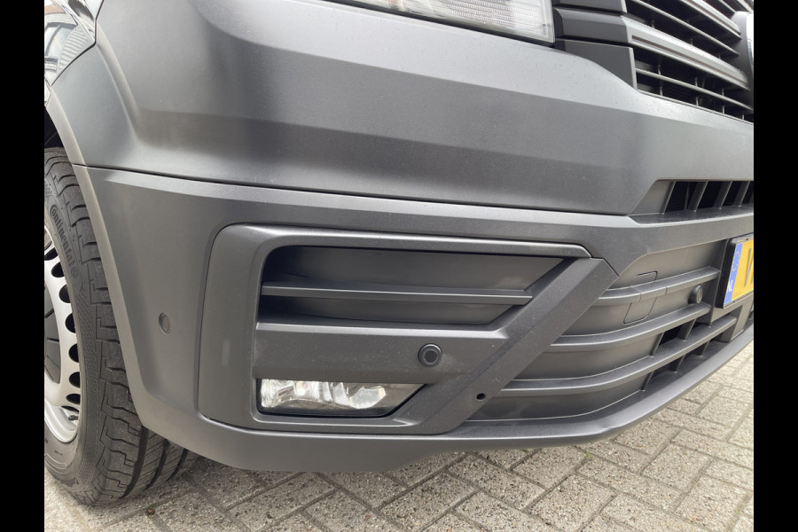 Volkswagen Crafter 35 2.0 TDI 140pk L3H2 Comfortline / vaste prijs rijklaar € 21.950 ex btw / lease vanaf € / airco / cruise / navi / achteruit rijcamera / euro 6 / bpm vrij !