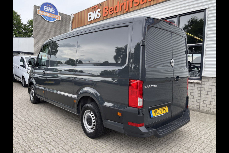 Volkswagen Crafter 35 2.0 TDI 140pk L3H2 Comfortline / vaste prijs rijklaar € 21.950 ex btw / lease vanaf € / airco / cruise / navi / achteruit rijcamera / euro 6 / bpm vrij !