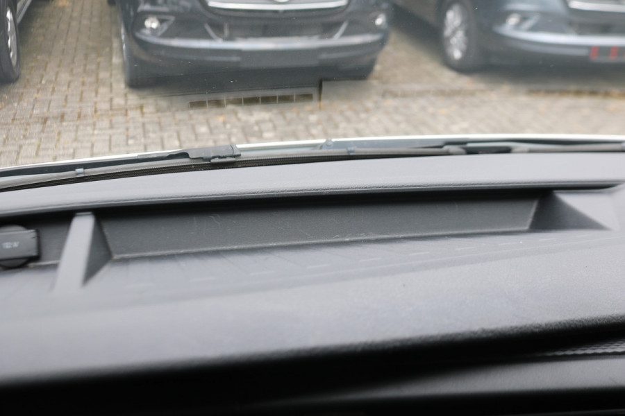 Volkswagen Transporter 2.0 TDI L2 H1 Koelwagen 0 Graden