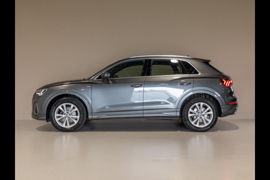 Audi Q3 35 TFSI 2x S-Line / 150pk / Trekhaak / Keyless entry / Stoelverwarming /