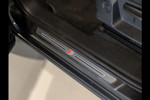 Audi Q3 35 TFSI 2x S-Line / 150pk / Trekhaak / Keyless entry / Stoelverwarming /