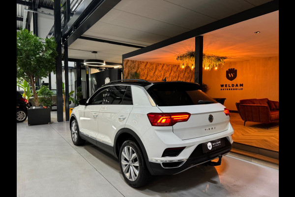 Volkswagen T-Roc 1.5 TSI Style Garantie Trekhaak CarPlay PDC Adoptieve Cruise Lane ASS LED Clima Navi Rijklaar