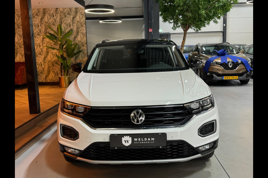 Volkswagen T-Roc 1.5 TSI Style Garantie Trekhaak CarPlay PDC Adoptieve Cruise Lane ASS LED Clima Navi Rijklaar