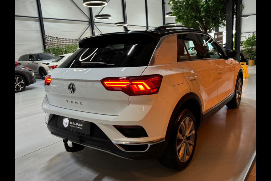 Volkswagen T-Roc 1.5 TSI Style Garantie Trekhaak CarPlay PDC Adoptieve Cruise Lane ASS LED Clima Navi Rijklaar
