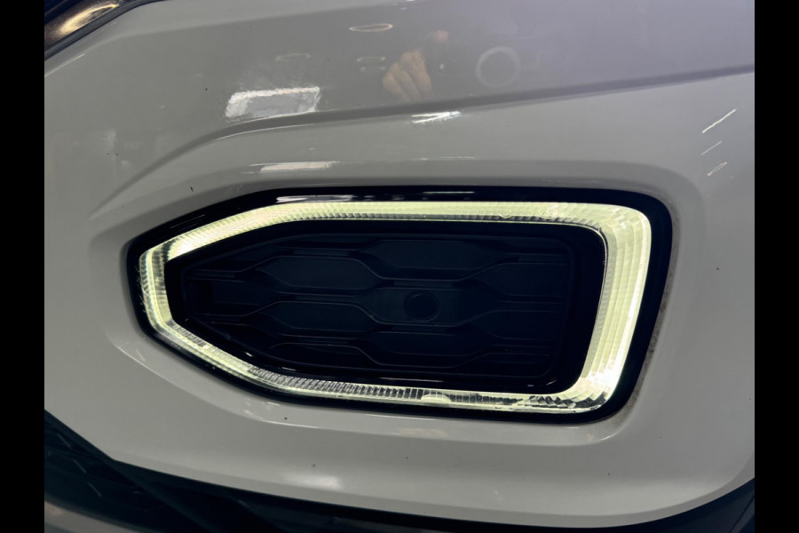 Volkswagen T-Roc 1.5 TSI Style Garantie Trekhaak CarPlay PDC Adoptieve Cruise Lane ASS LED Clima Navi Rijklaar