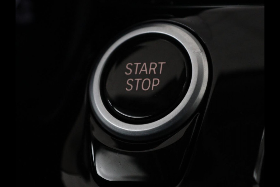BMW 5 Serie 530e xDrive High Executive | Luxury Line | Panoramadak | Nappaleder | Stoelventilatie | Head-Up | Carplay | Live Cockpit | Adaptive LED | Stoelverwarming | Navigatie | PHEV