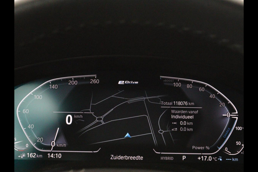 BMW 5 Serie 530e xDrive High Executive | Luxury Line | Panoramadak | Nappaleder | Stoelventilatie | Head-Up | Carplay | Live Cockpit | Adaptive LED | Stoelverwarming | Navigatie | PHEV