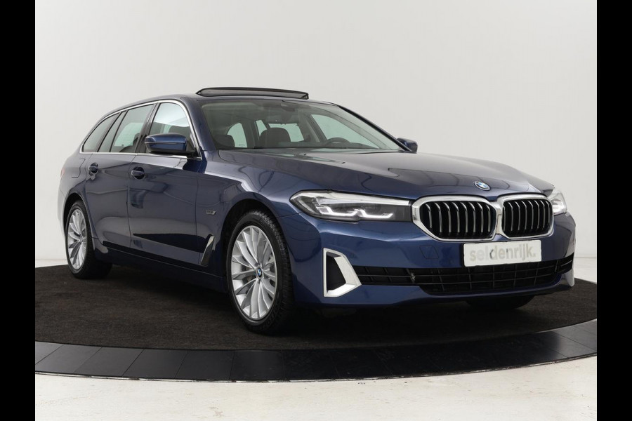 BMW 5 Serie 530e xDrive High Executive | Luxury Line | Panoramadak | Nappaleder | Stoelventilatie | Head-Up | Carplay | Live Cockpit | Adaptive LED | Stoelverwarming | Navigatie | PHEV
