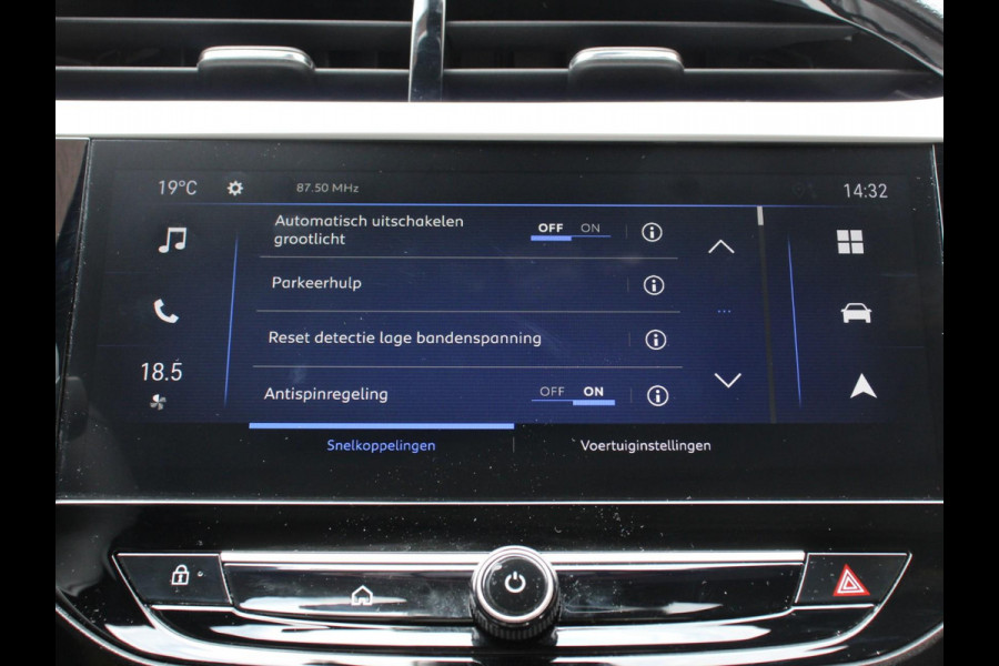 Opel Corsa 1.2 GS Achteruitrij camera Parkeersensoren Cruise control LED Verwarmde voorstoelen Stuurwiel verwarmd Climate control Apple carplay/ Android Auto