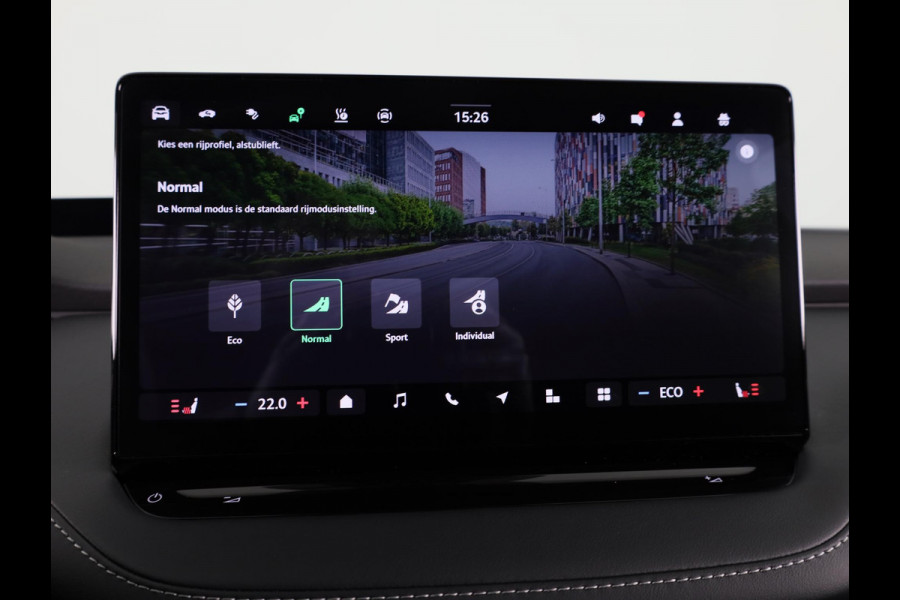 Škoda Enyaq 85 Sportline 286pk | Light Band | Canton Sound | Head up | Panoramadak | 21 inch black |