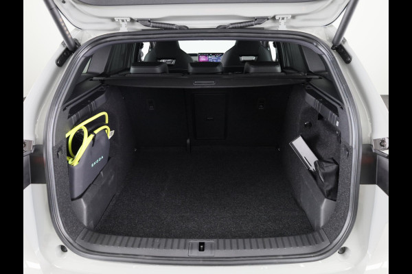 Škoda Enyaq 85 Sportline 286pk | Light Band | Canton Sound | Head up | Panoramadak | 21 inch black |